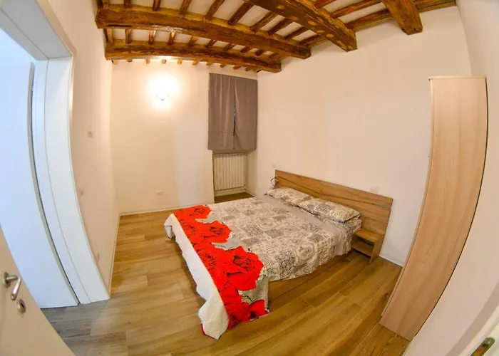 A Casa Di Silvia Foligno